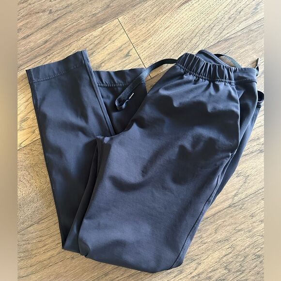 Black Lululemon Jet Pants - Picture 4 of 8